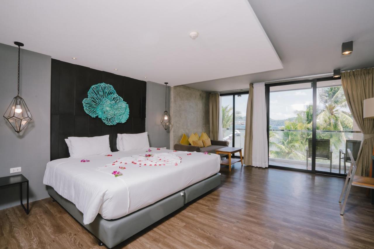 Patong Signature Boutique Hotel Bagian luar foto