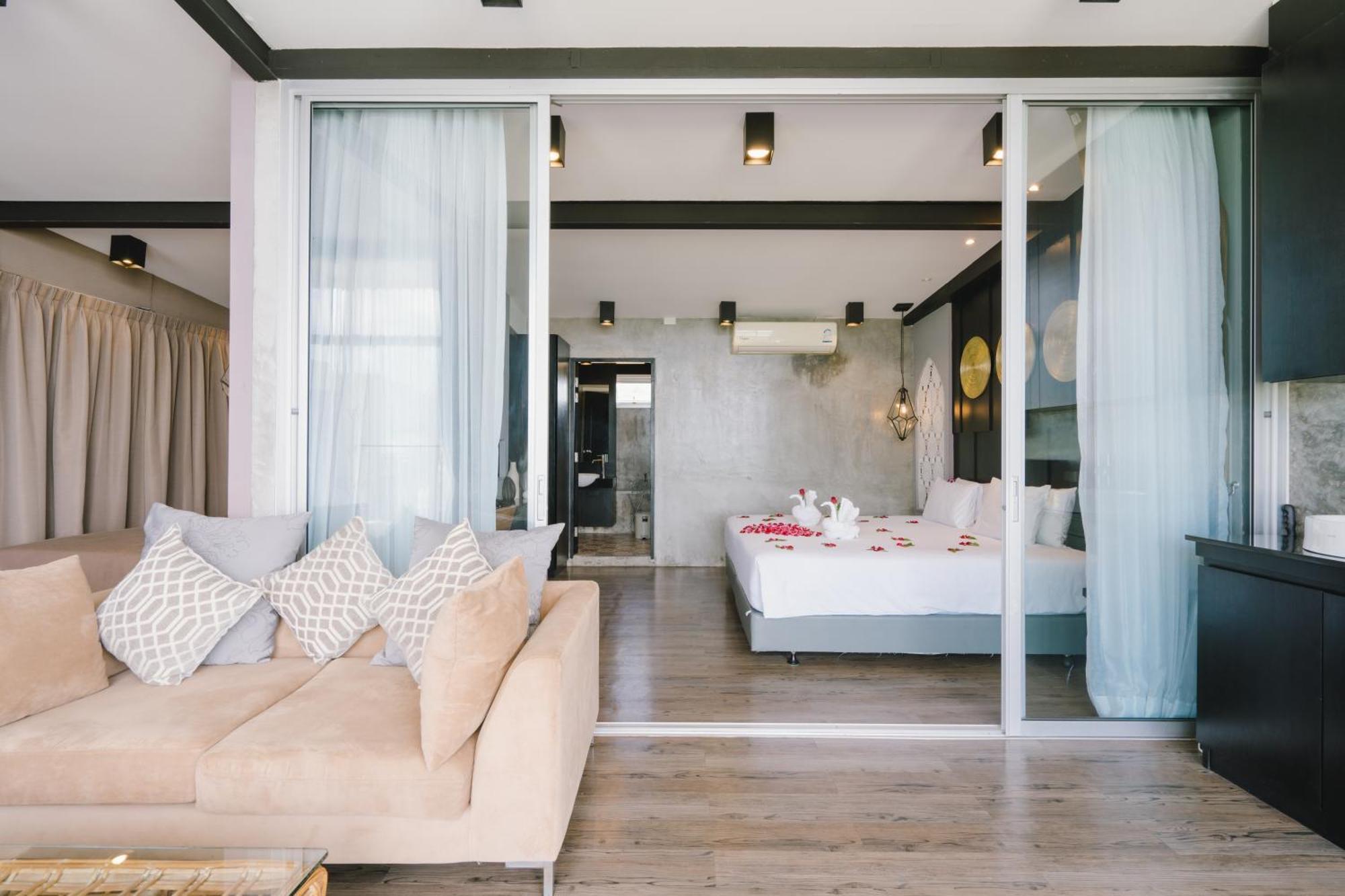 Patong Signature Boutique Hotel Ruang foto